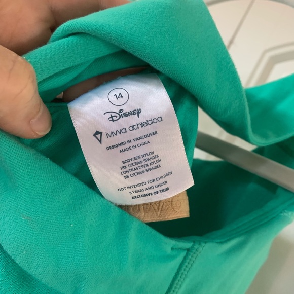 Size 14 girls Ivivva tank top with shelf bra - Picture 6 of 6